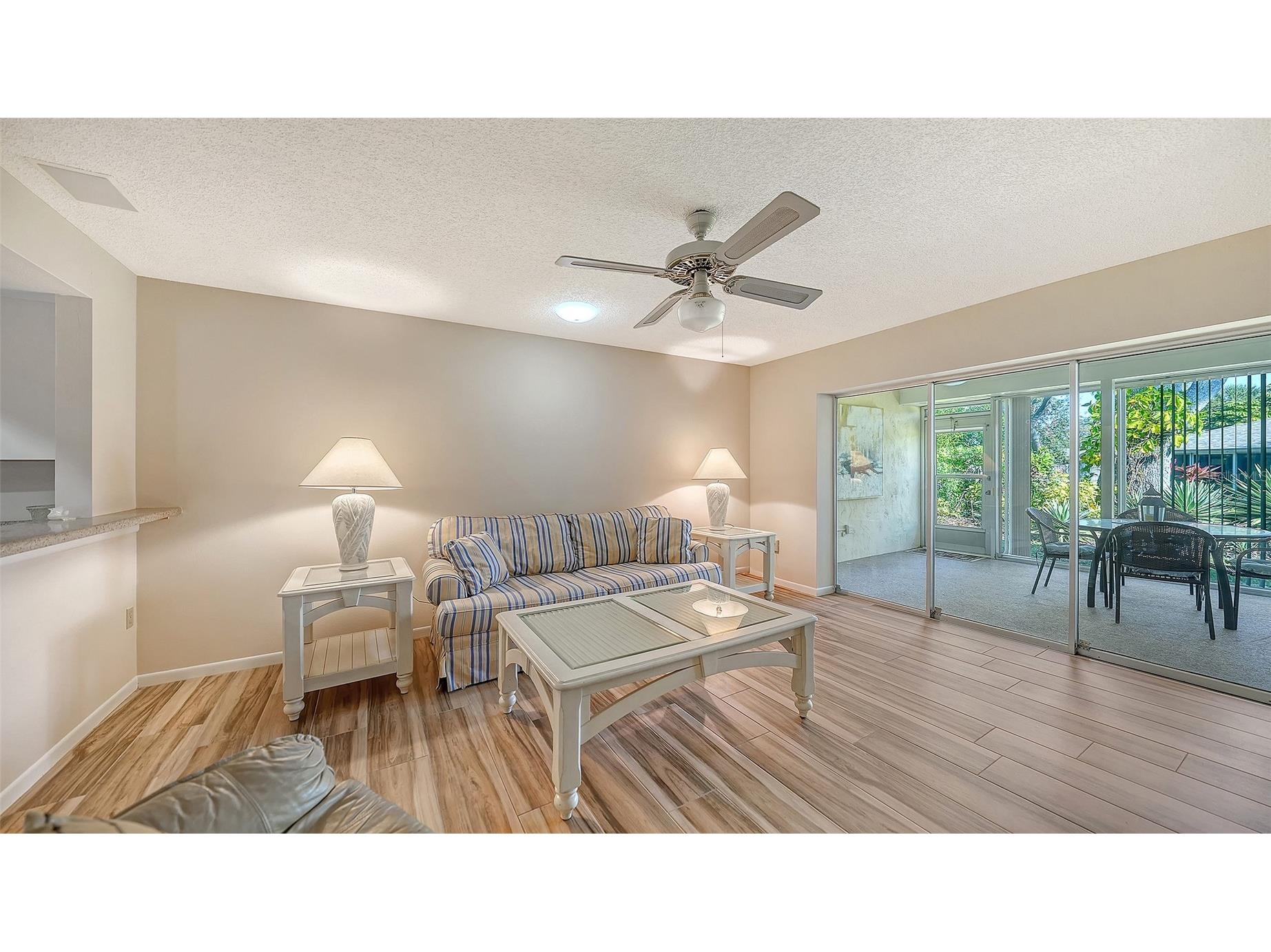 4207 Bowling Green Circle #35 Sarasota FL 34233 A4677864 image17