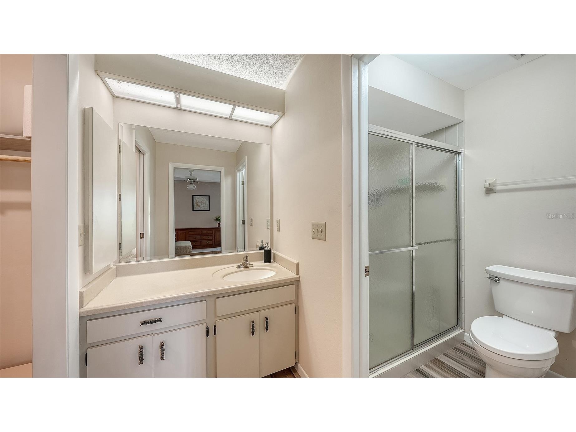 4207 Bowling Green Circle #35 Sarasota FL 34233 A4677864 image28