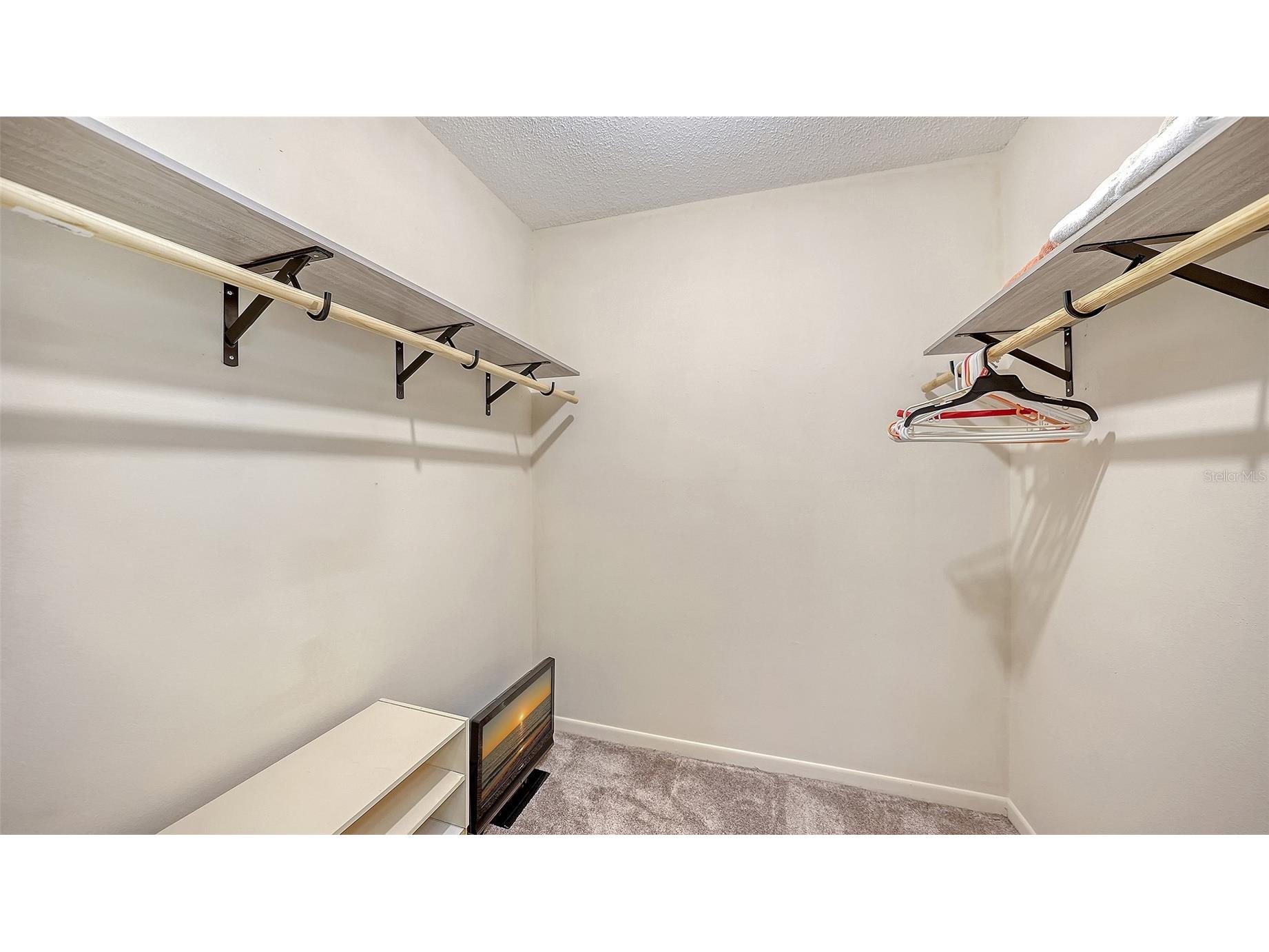 4207 Bowling Green Circle #35 Sarasota FL 34233 A4677864 image30
