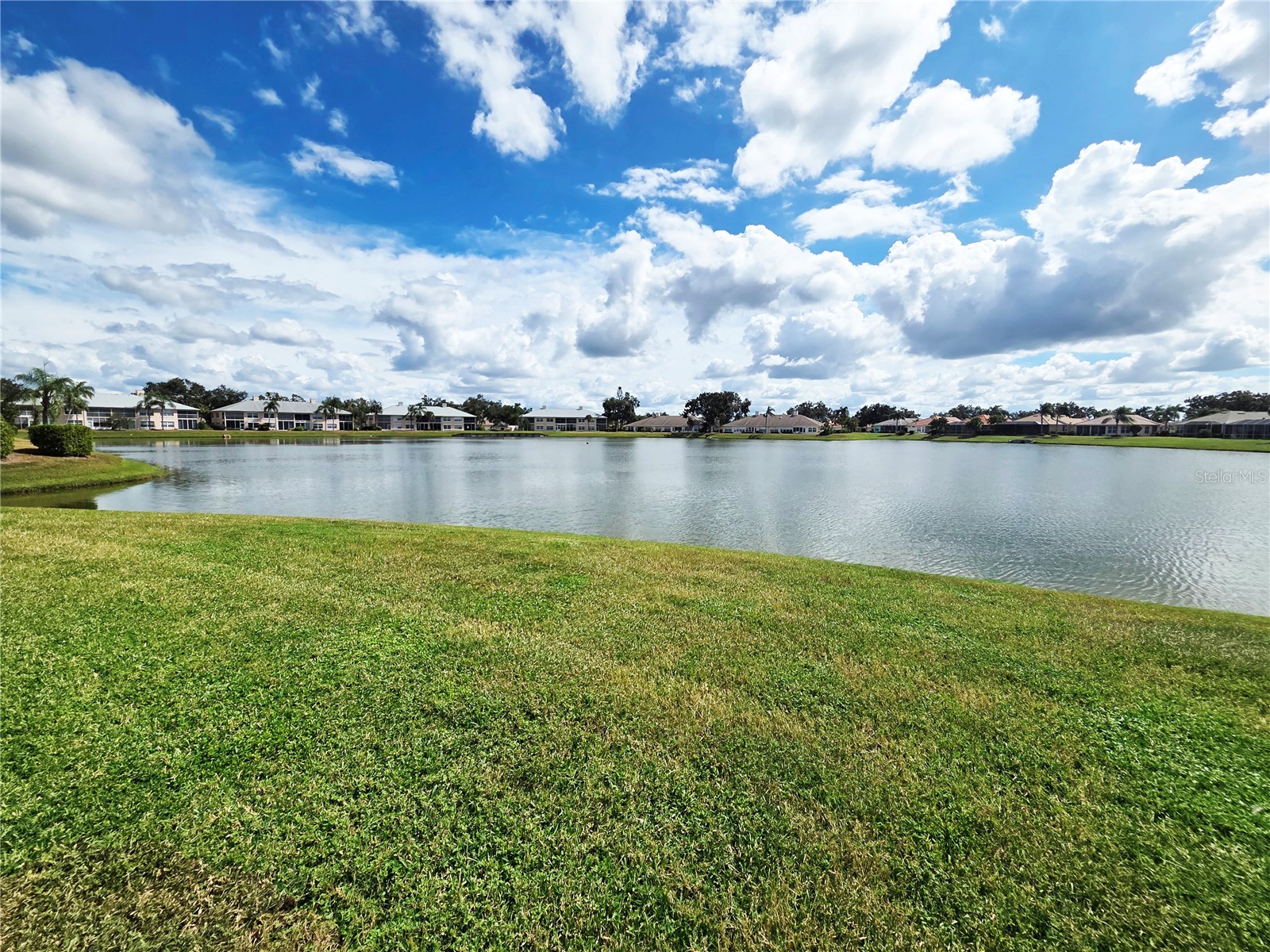 4207 Caddie Drive E #104 Bradenton FL 34203 A4668447 image2