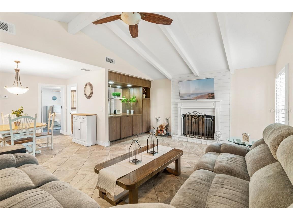 4207 Charing Cross Road Sarasota FL 34241 A4661727 image16