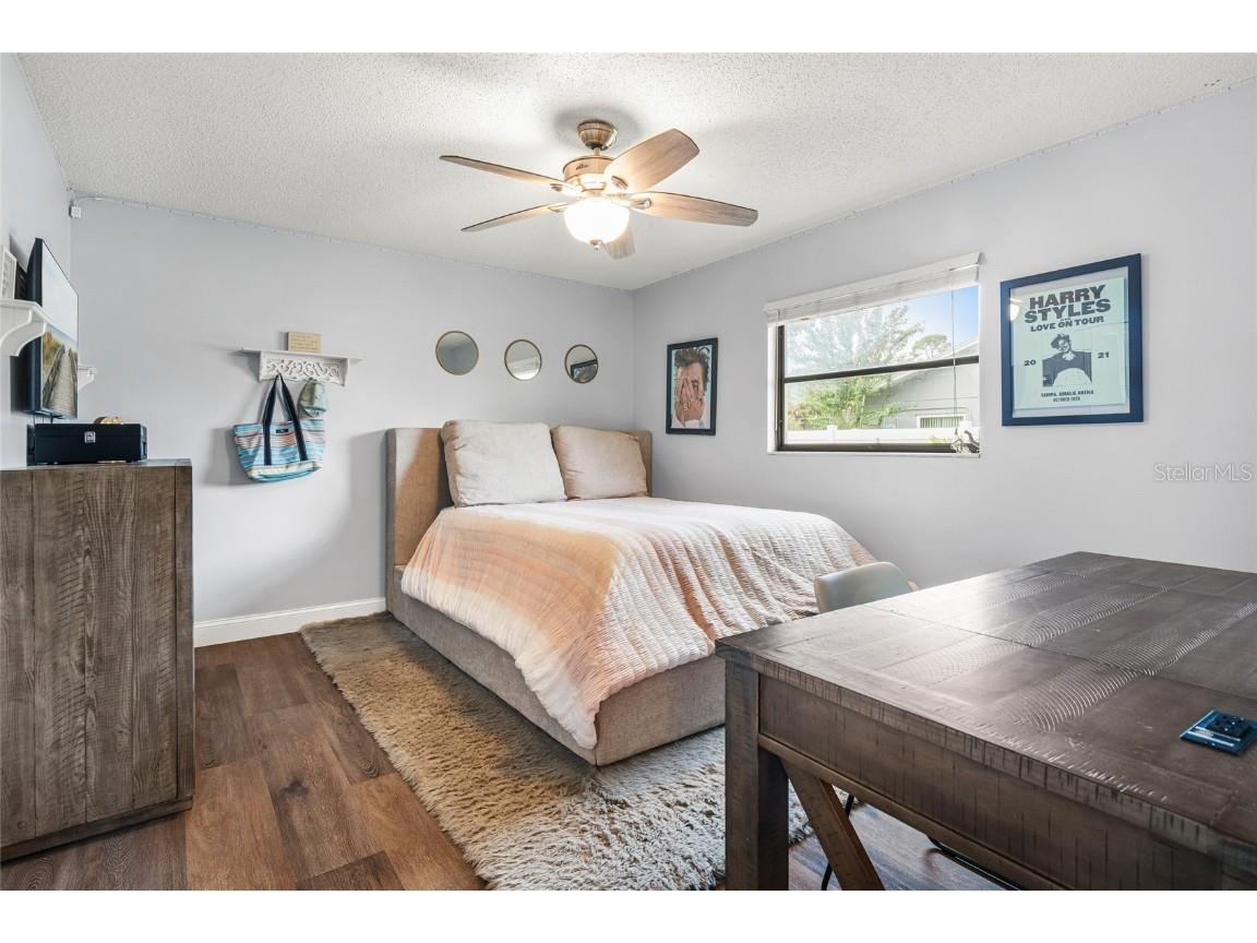 4207 Charing Cross Road Sarasota FL 34241 A4661727 image29