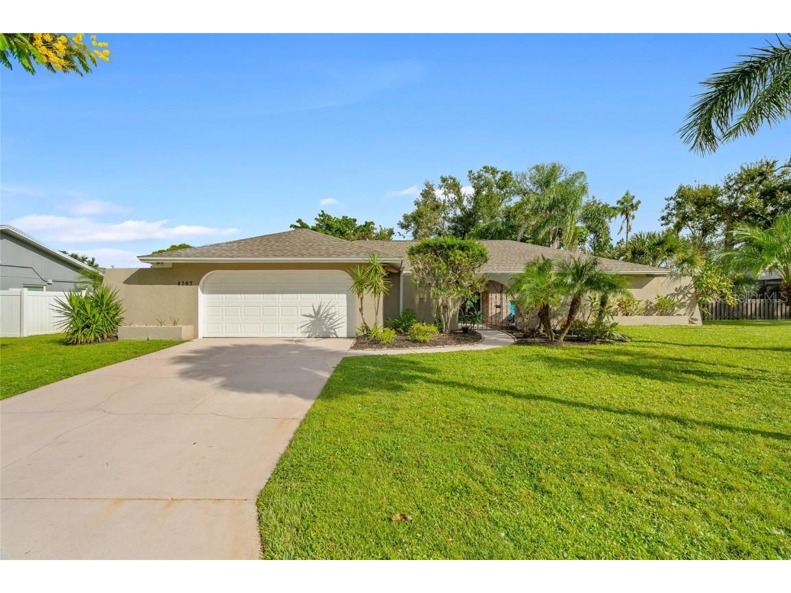 4207 Charing Cross Road Sarasota FL 34241 A4661727 image3