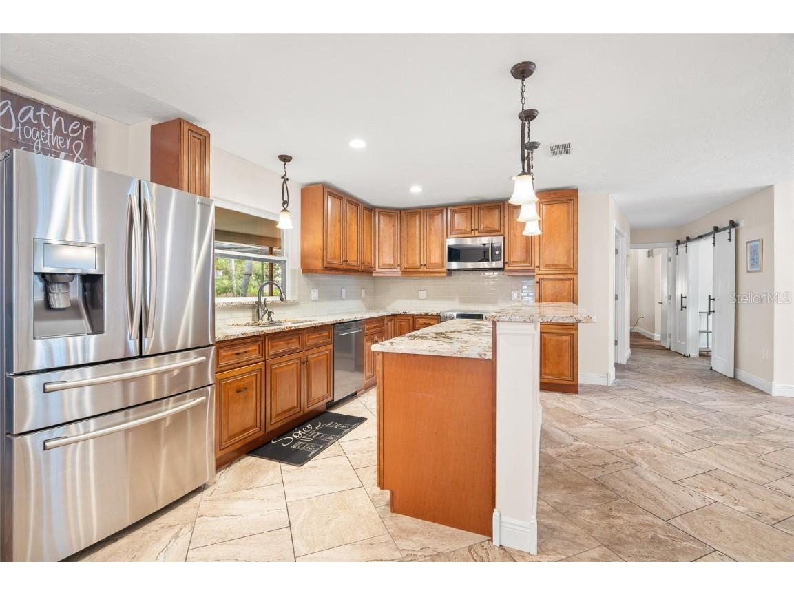 4207 Charing Cross Road Sarasota FL 34241 A4661727 image9