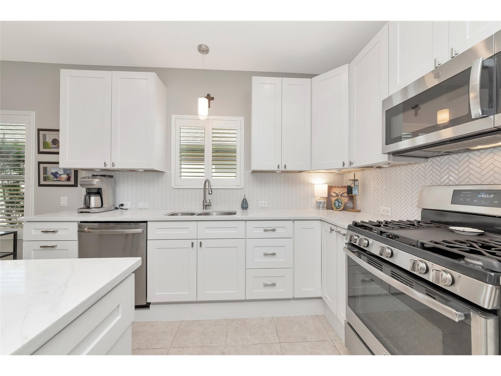 4207 Cottage Hill Avenue Parrish FL 34219 A4685296 image4
