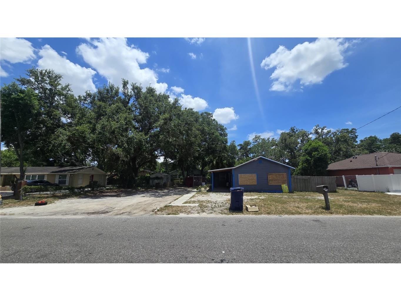 4207 E Henry Avenue Tampa FL 33610 TB8385956 image1