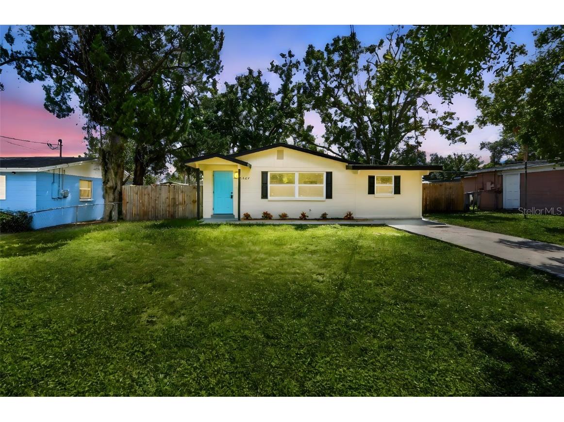 4207 E Paris Street Tampa FL 33610 TB8434939 image1