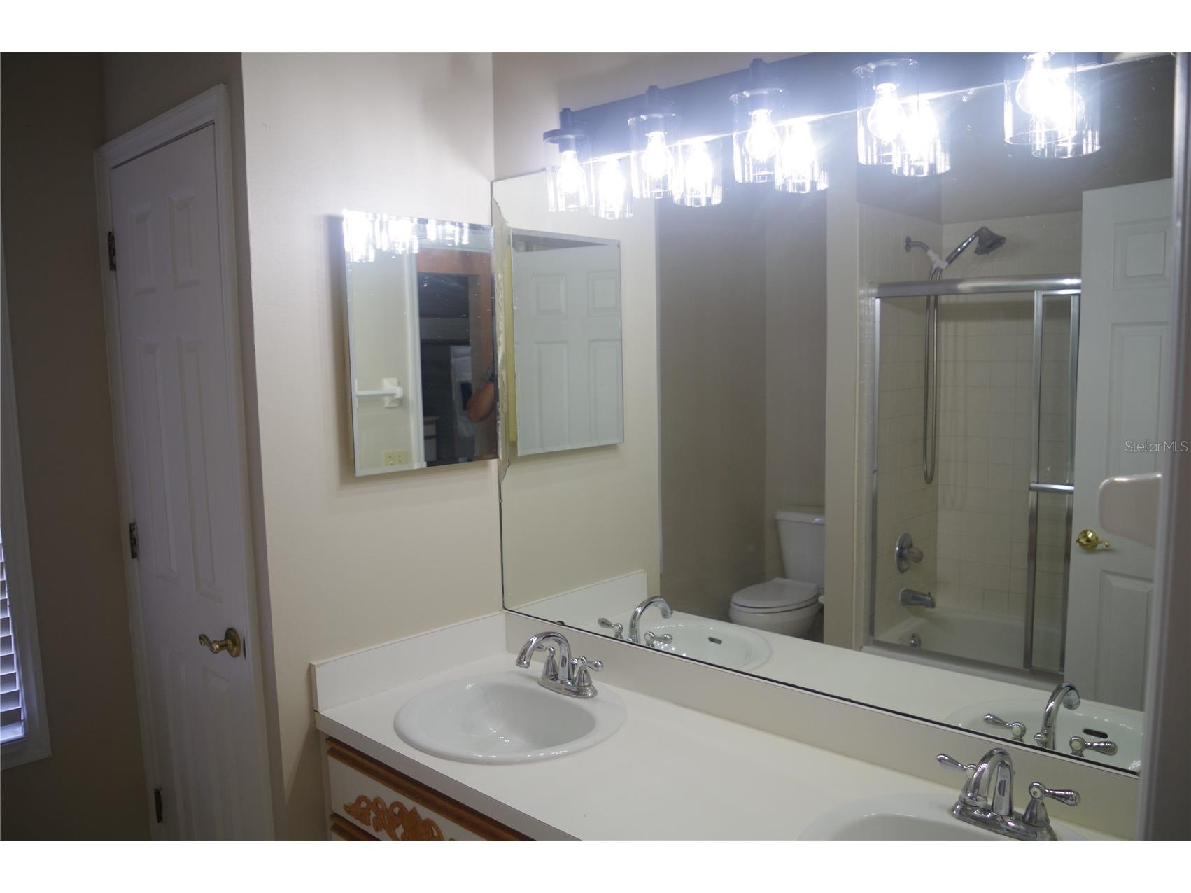 4207 Elba Place Valrico FL 33596 TB8512581 image9