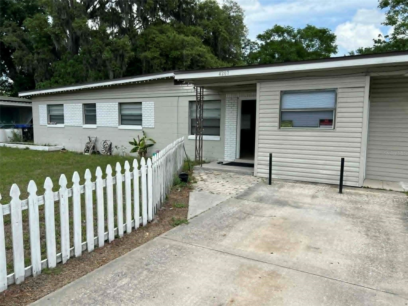 4207 Meadowbrook Avenue Orlando FL 32808 S5148229 image1