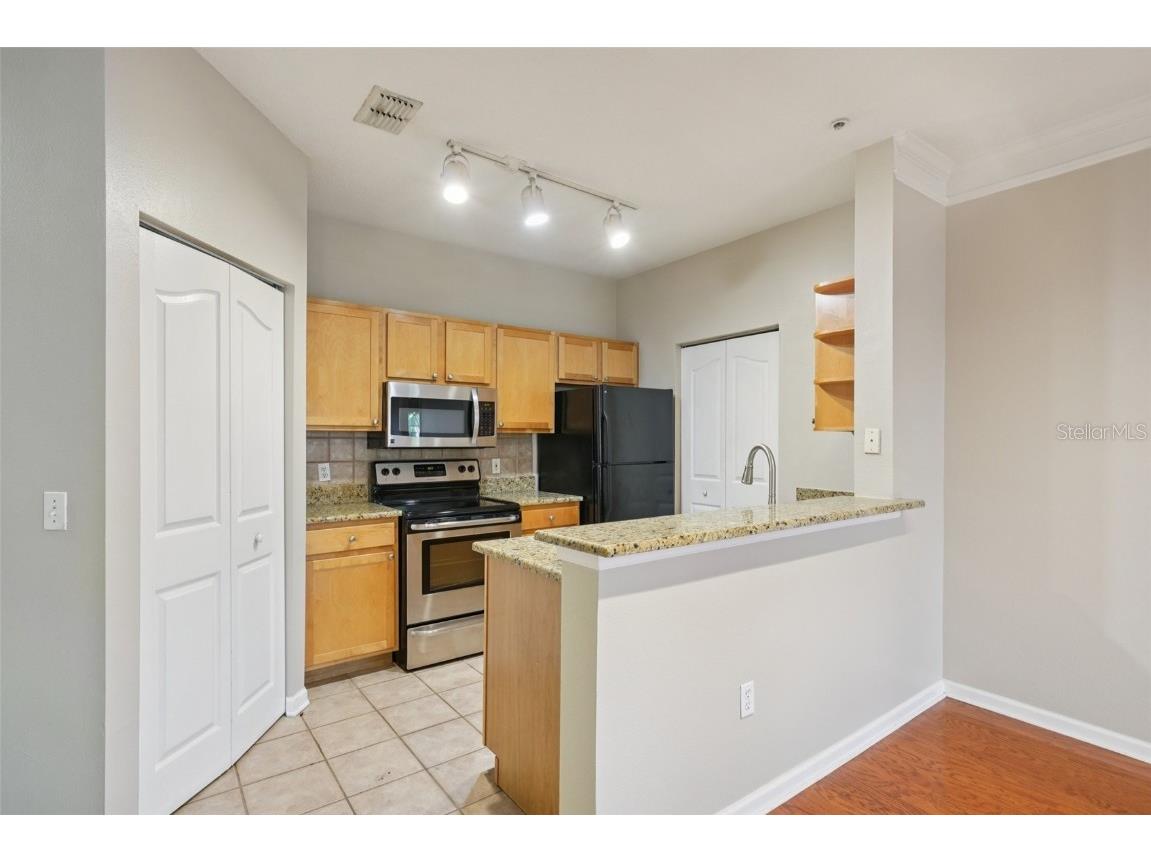 4207 S Dale Mabry Highway #11207 Tampa FL 33611 TB8418891 image15