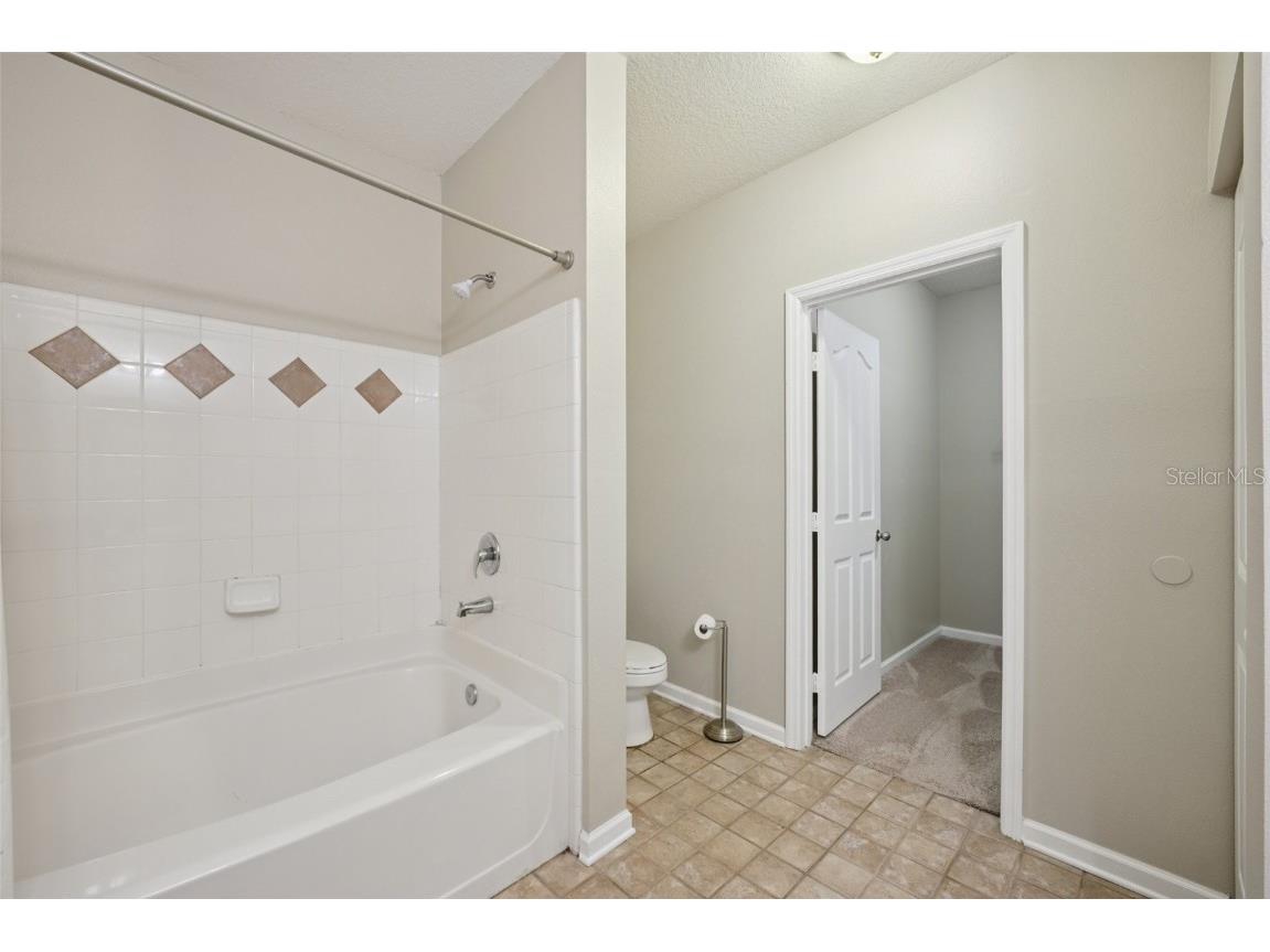 4207 S Dale Mabry Highway #11207 Tampa FL 33611 TB8418891 image32