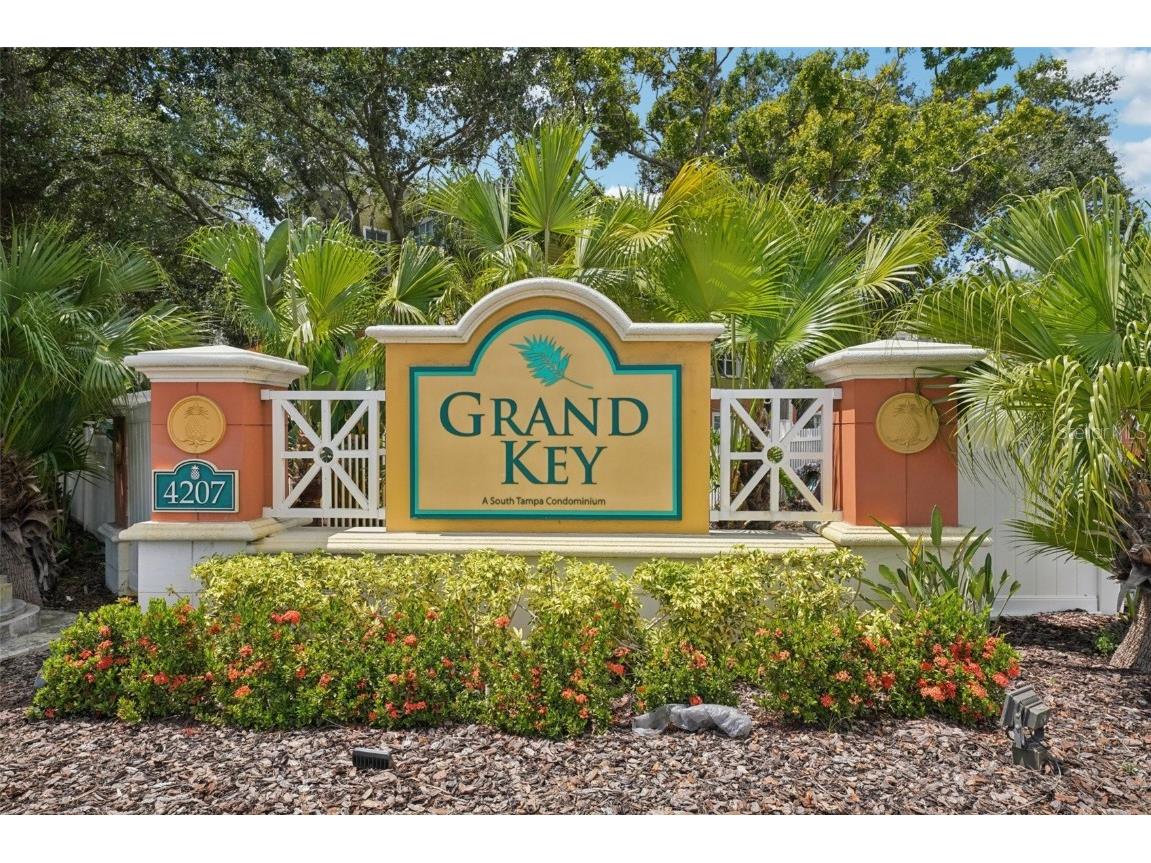 4207 S Dale Mabry Highway #11207 Tampa FL 33611 TB8418891 image5