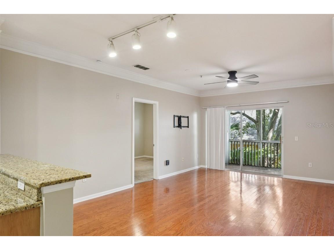 4207 S Dale Mabry Highway #11207 Tampa FL 33611 TB8418891 image6