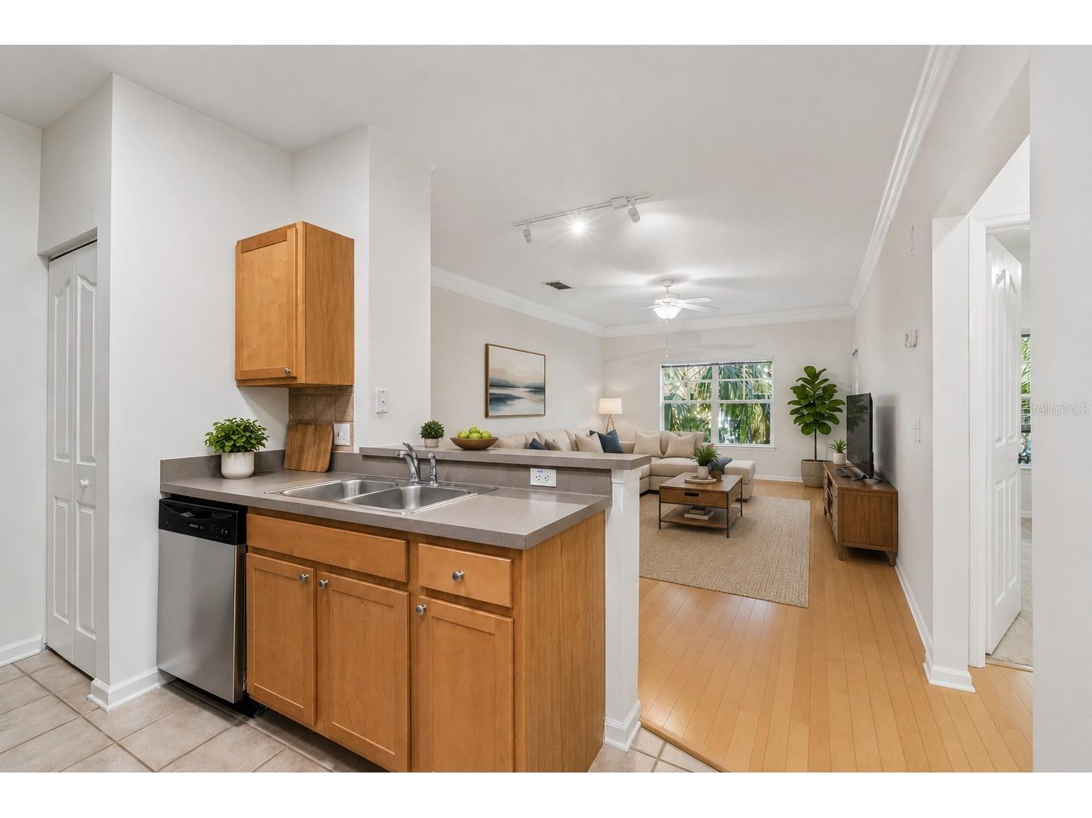 4207 S Dale Mabry Highway #8302 Tampa FL 33611 TB8512669 image9