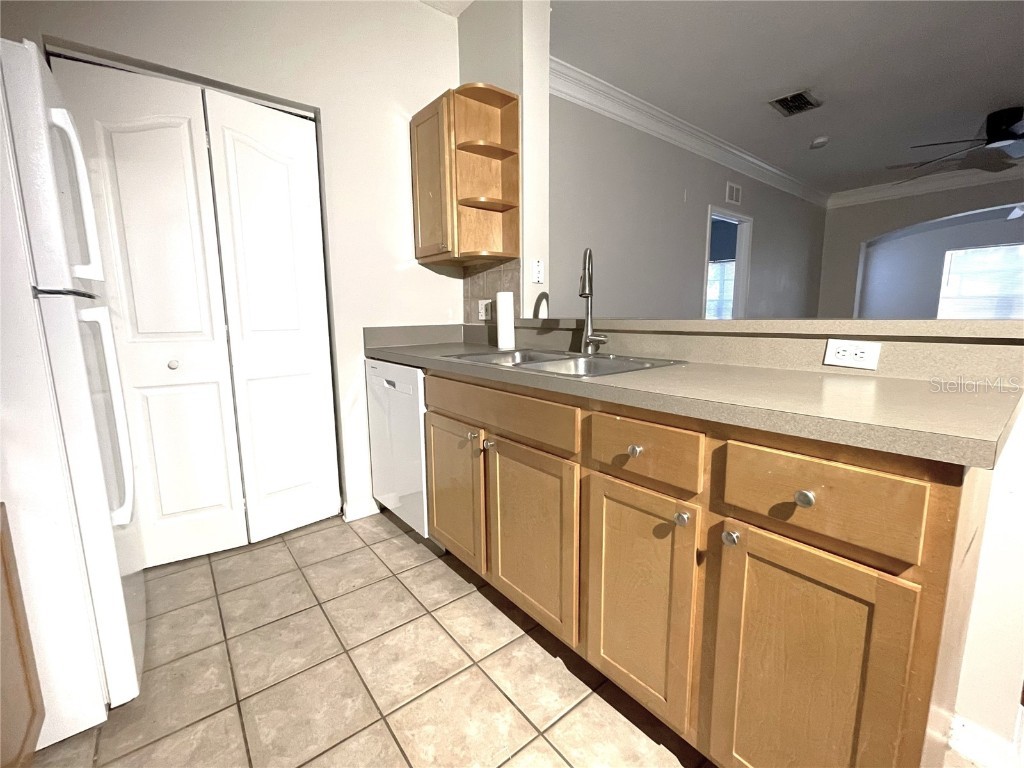 4207 S Dale Mabry Highway #9201 Tampa FL 33611 A4674437 image5