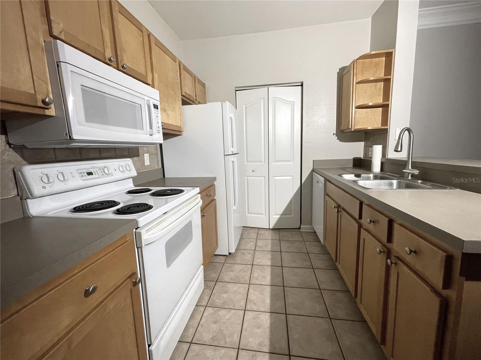 4207 S Dale Mabry Highway #9201 Tampa FL 33611 TB8509103 image4