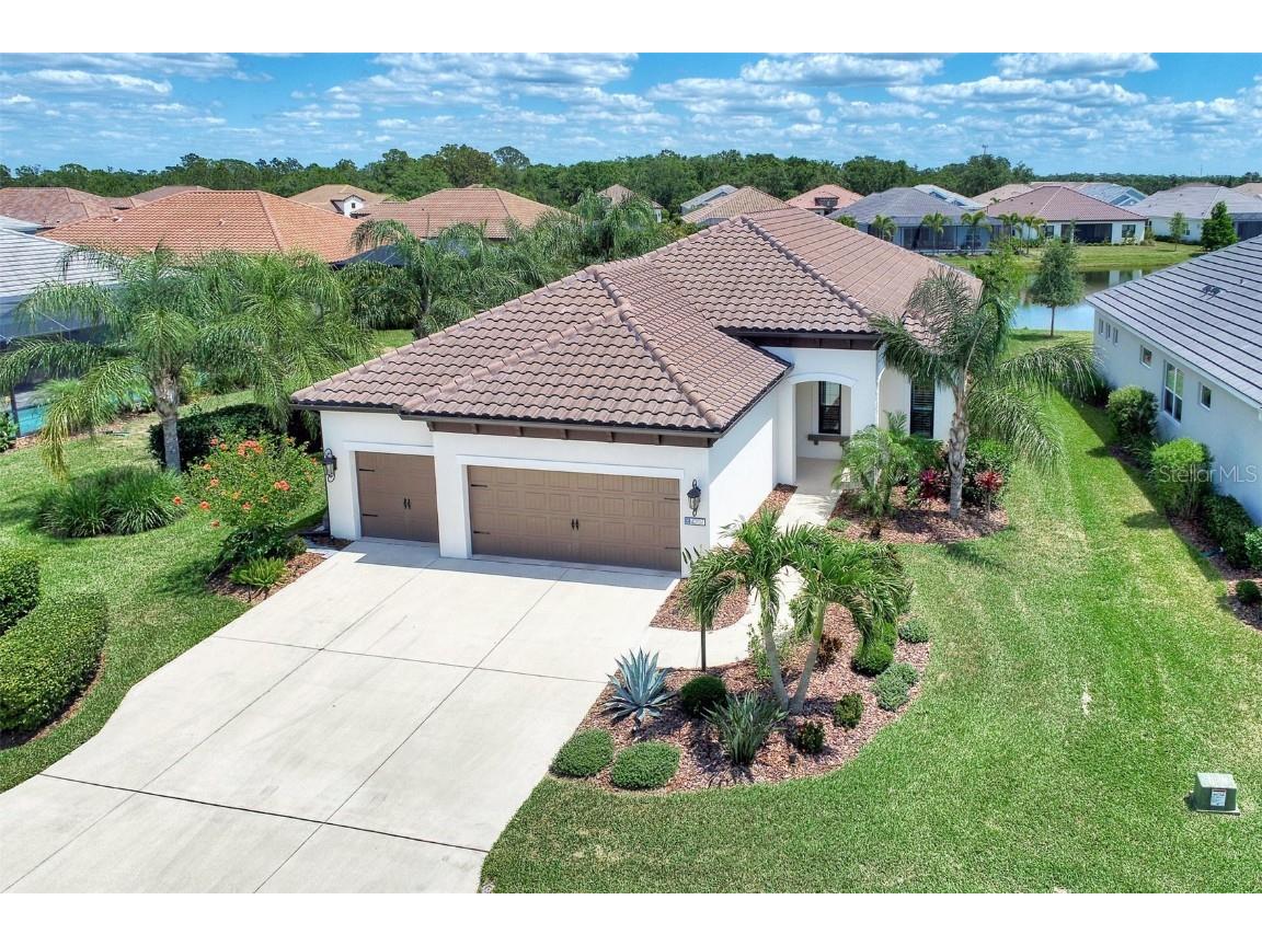 4207 Tropical Blue Lane Lakewood Ranch FL 34211 A4567692 image1