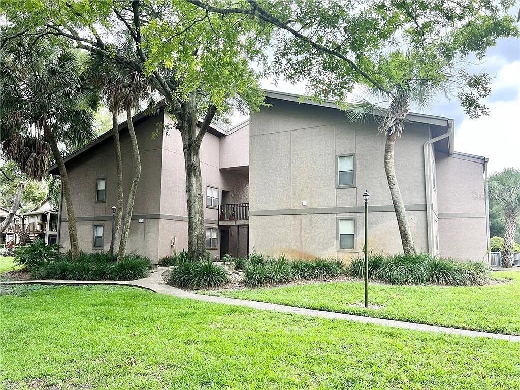4207 Winding Moss Trail #201 Tampa FL 33613 TB8399093 image1