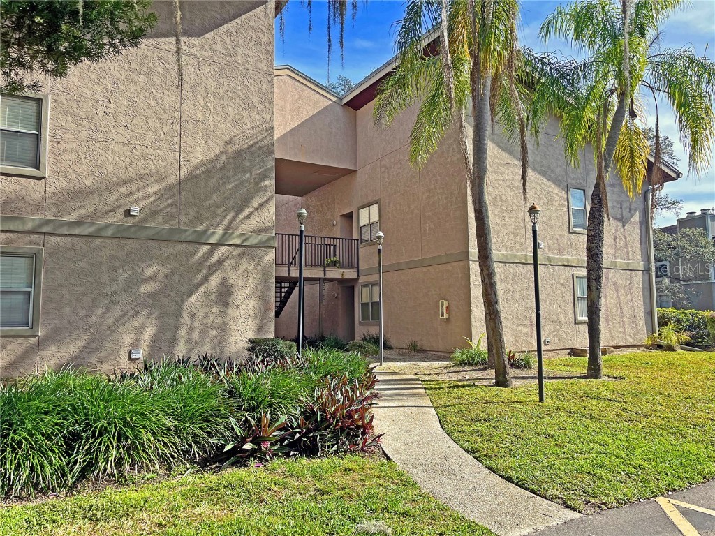 4207 Winding Moss Trail #208 Tampa FL 33613 T3494703 image1