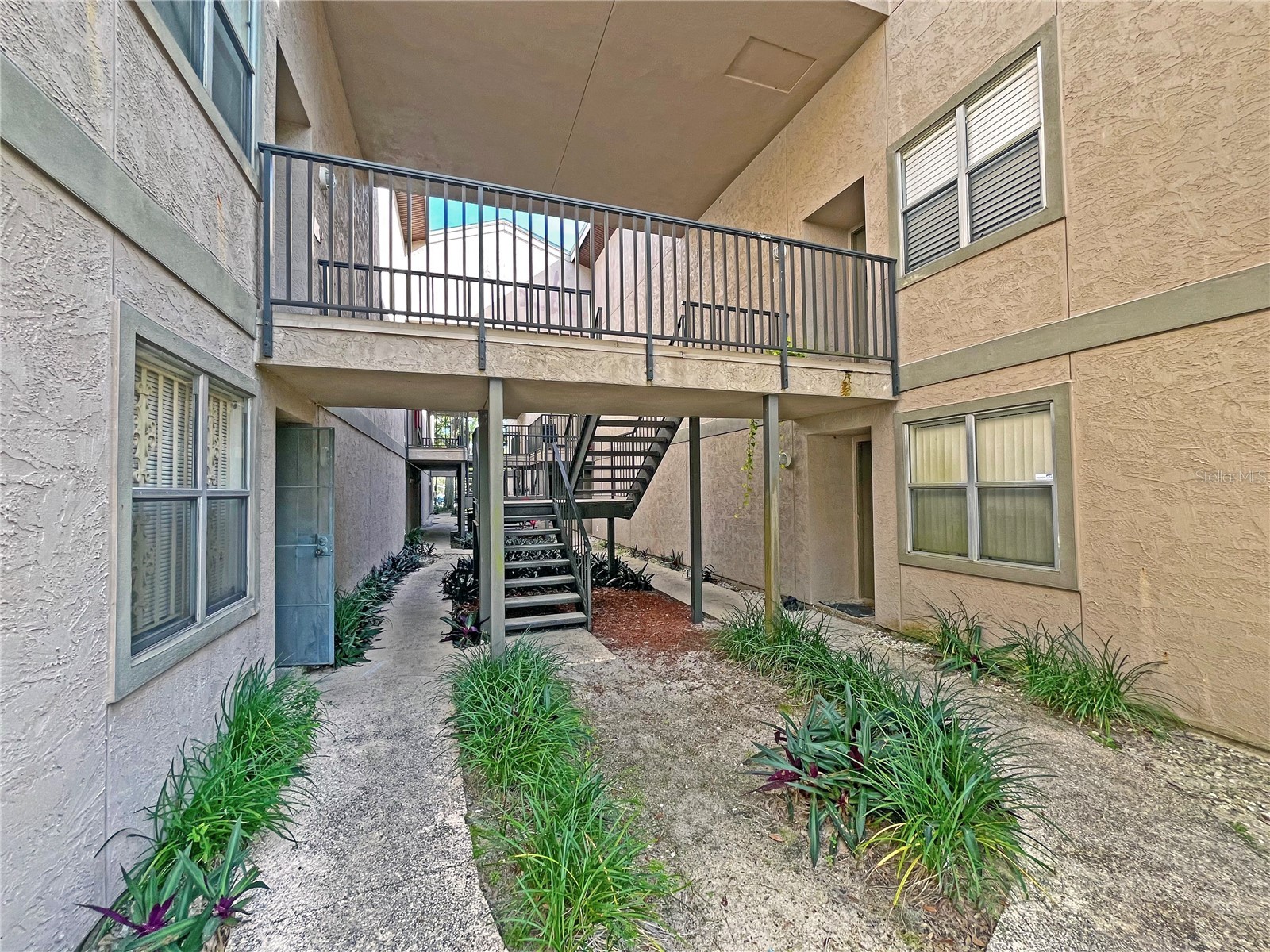4207 Winding Moss Trail #208 Tampa FL 33613 TB8495910 image2