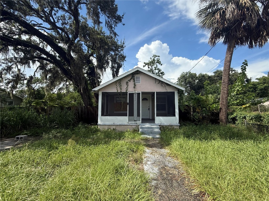 4208 E Cayuga Street Tampa FL 33610 TB8416874 image1