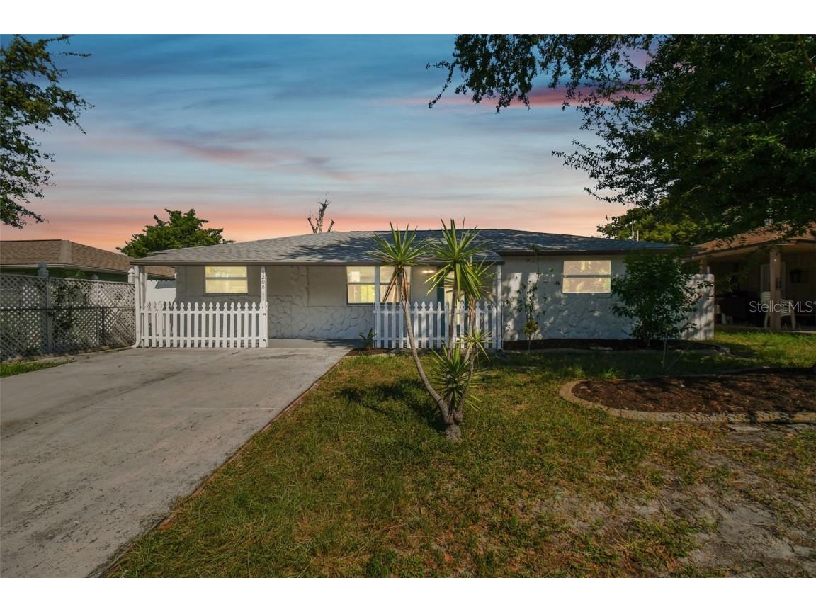 4208 Mesa Drive New Port Richey FL 34653 U8213803 image1
