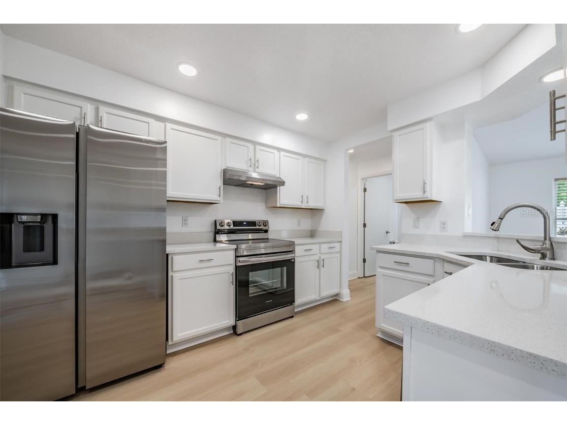 4208 Pine Isle Drive Lutz FL 33558 TB8453179 image13