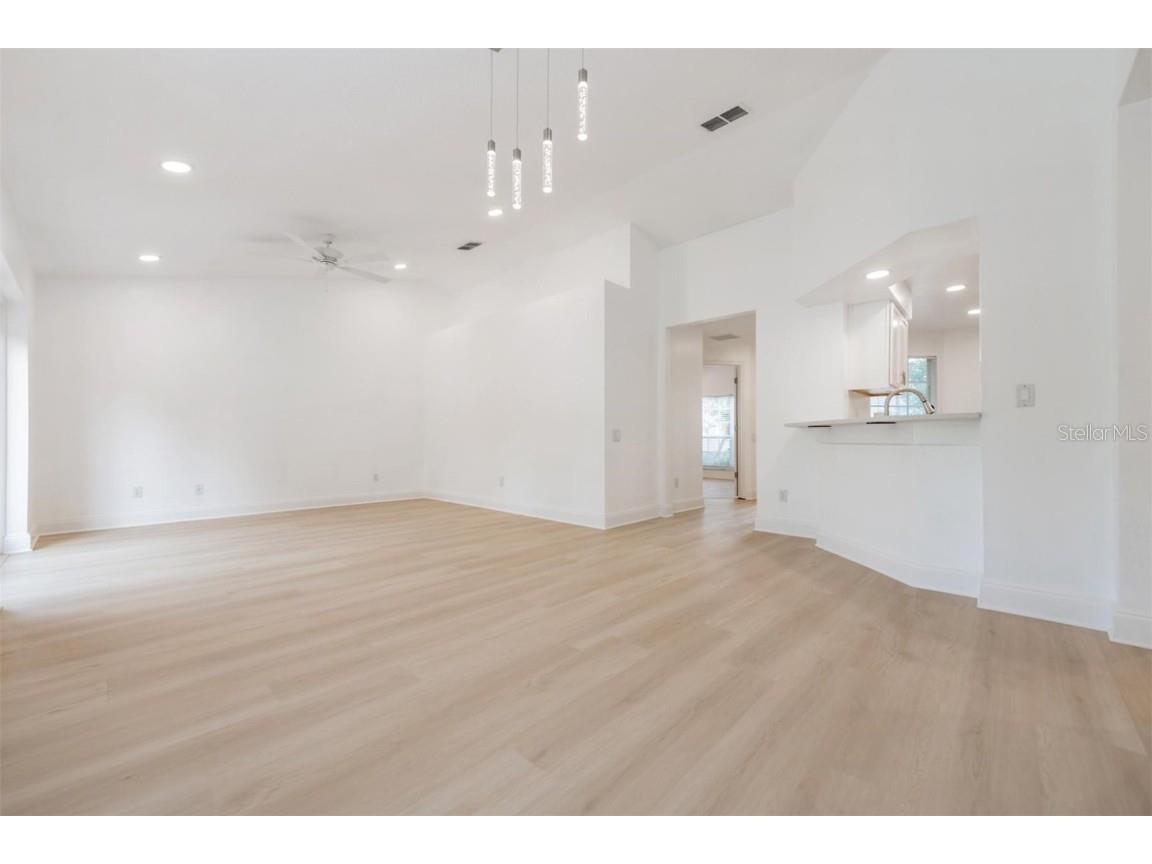 4208 Pine Isle Drive Lutz FL 33558 TB8453179 image16