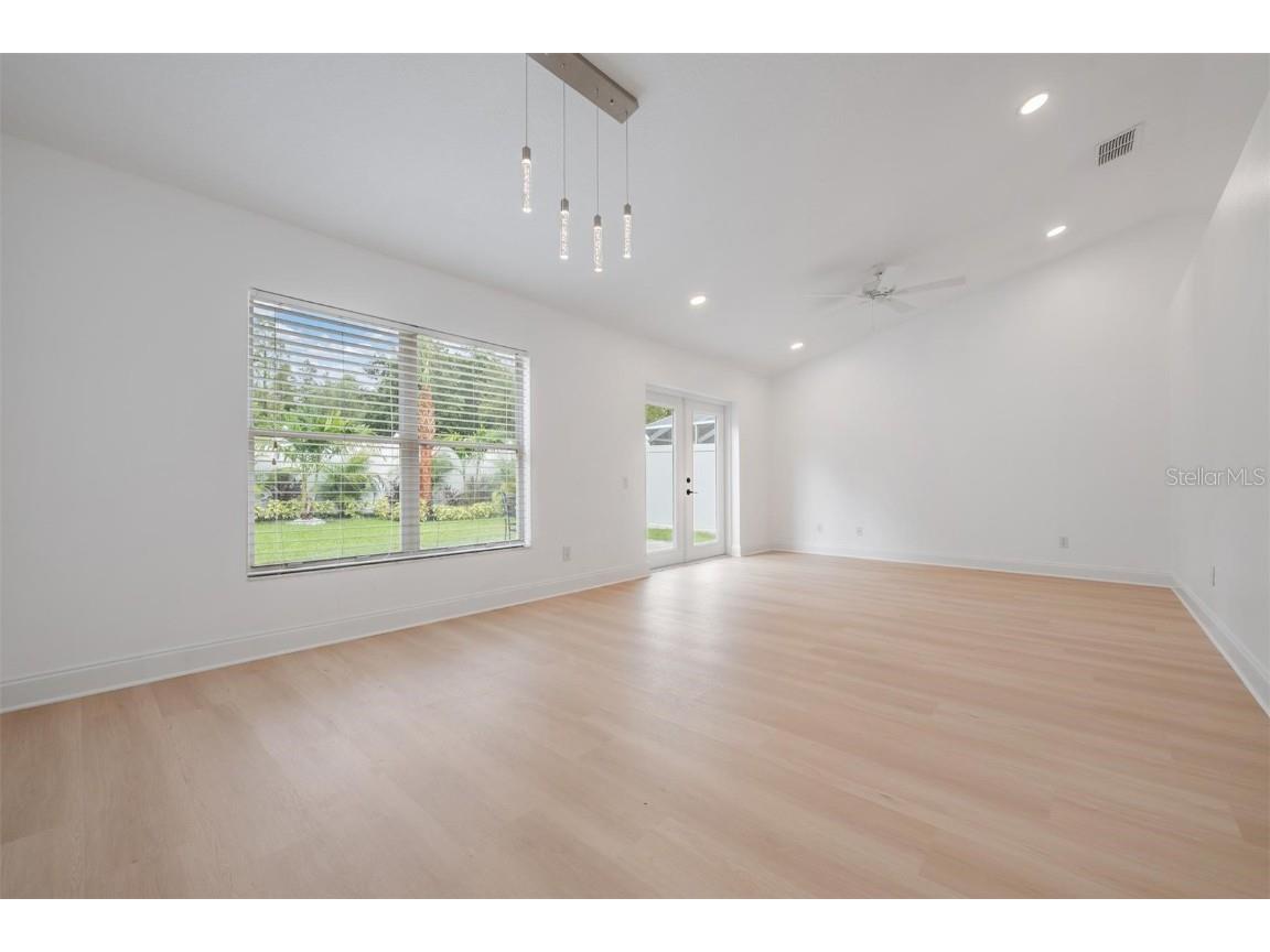 4208 Pine Isle Drive Lutz FL 33558 TB8453179 image18