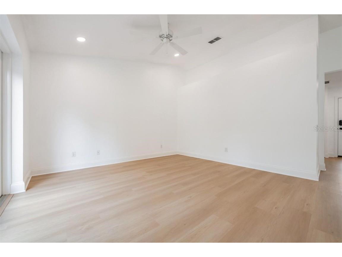 4208 Pine Isle Drive Lutz FL 33558 TB8453179 image21