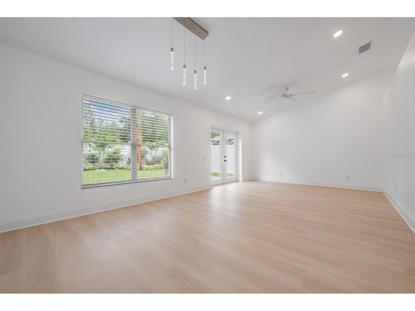 4208 Pine Isle Drive Lutz FL 33558 TB8453619 image17