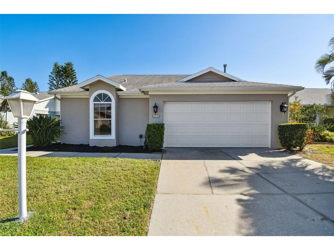4208 Placid Drive Sarasota FL 34243 A4565188 image1