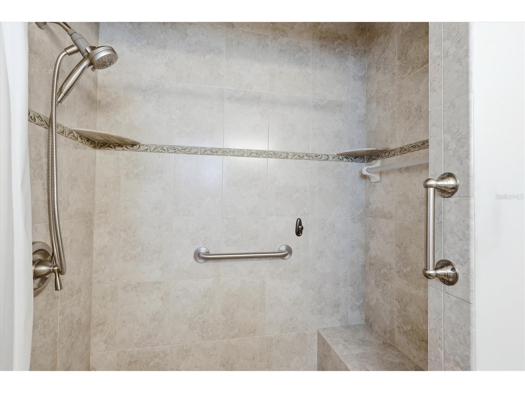 4208 Roxane Boulevard #95 Sarasota FL 34235 A4693162 image31