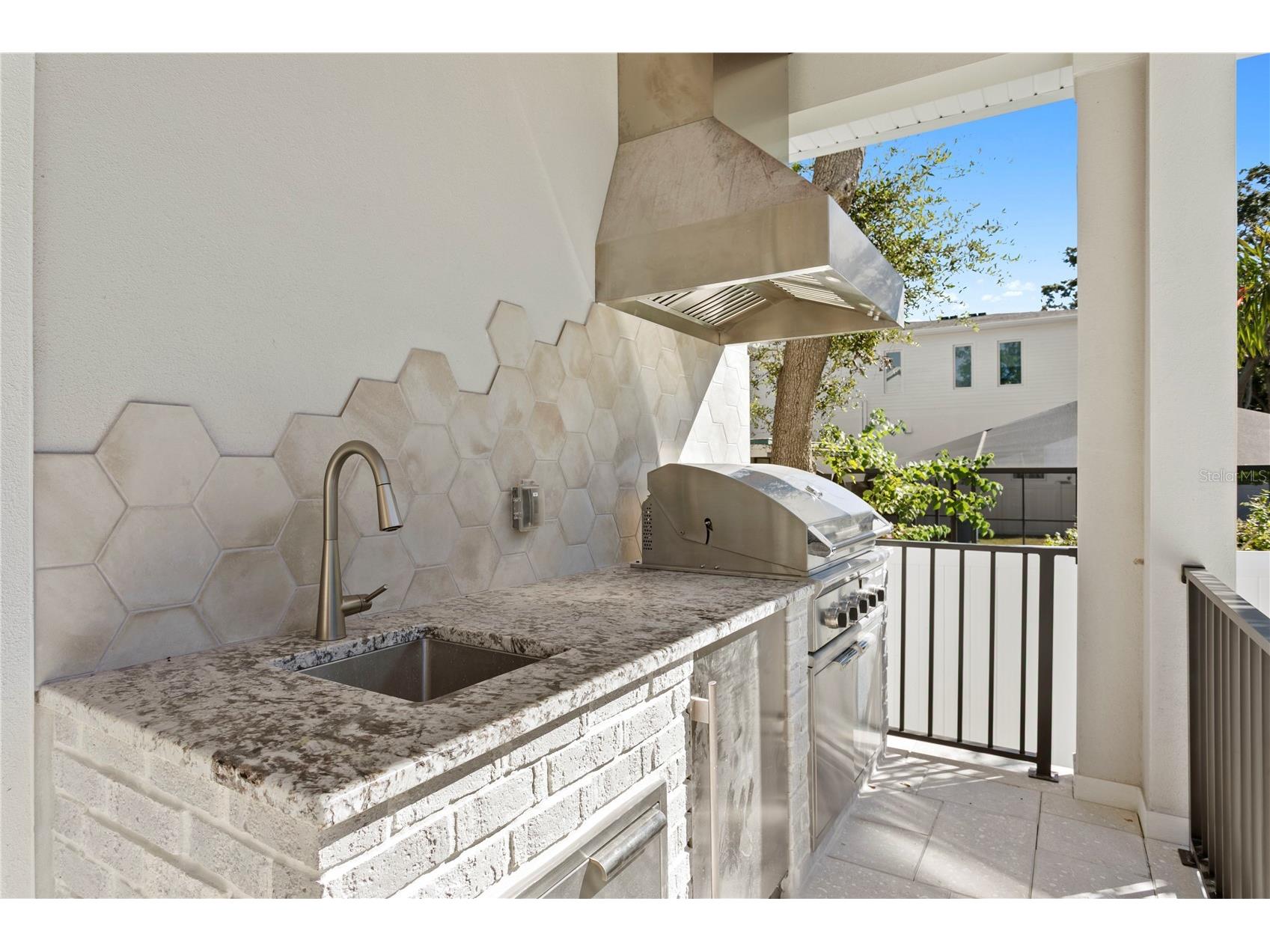 4208 W Vasconia Street Tampa FL 33629 TB8391380 image61