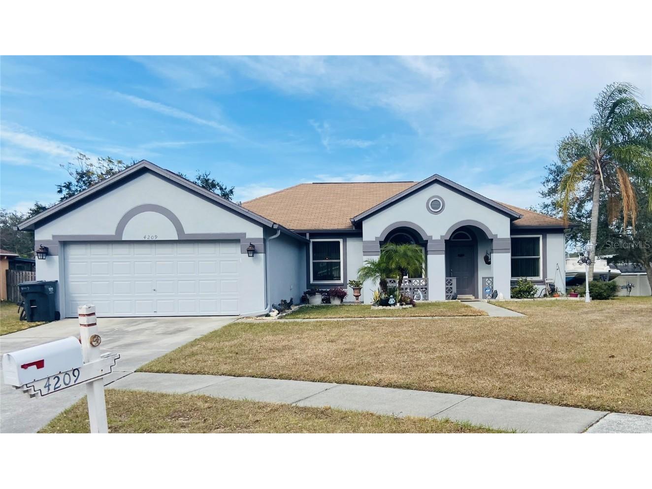 4209 Amber Ridge Lane Valrico FL 33594 TB8342996 image1