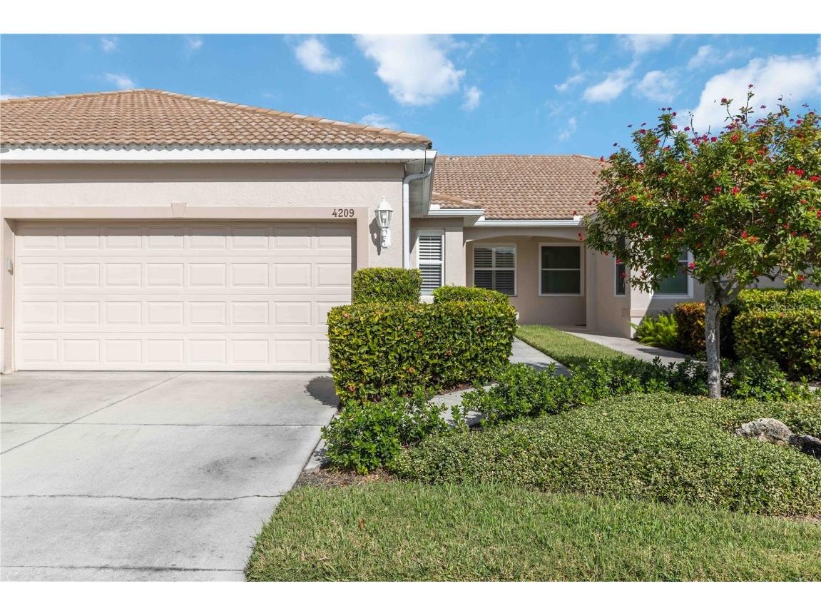 4209 Cascade Falls Drive Sarasota FL 34243 A4673556 image14