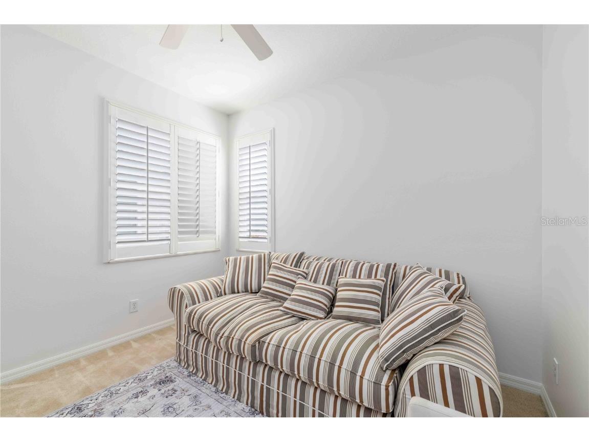 4209 Cascade Falls Drive Sarasota FL 34243 A4673556 image16