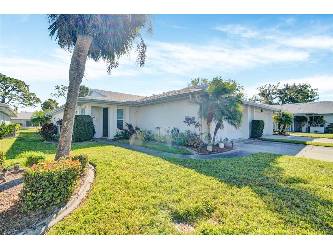 4209 Center Gate Lane Sarasota FL 34233 A4631139 image1
