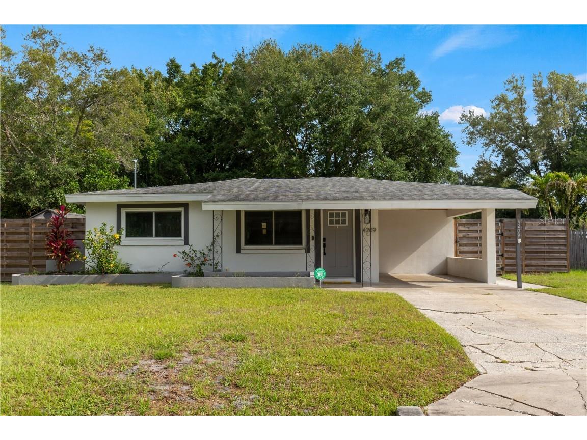 4209 Larkin Street Sarasota FL 34232 C7491644 image1