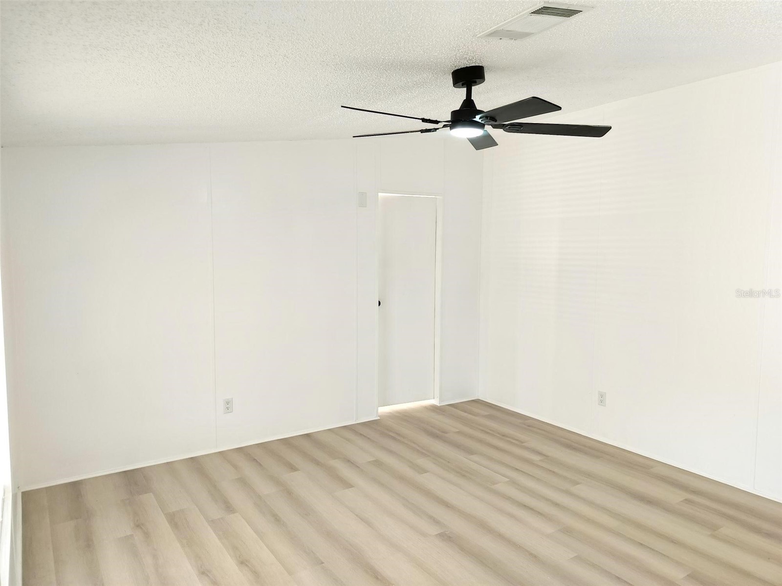 4209 Loury Drive Wesley Chapel FL 33543 TB8458947 image18