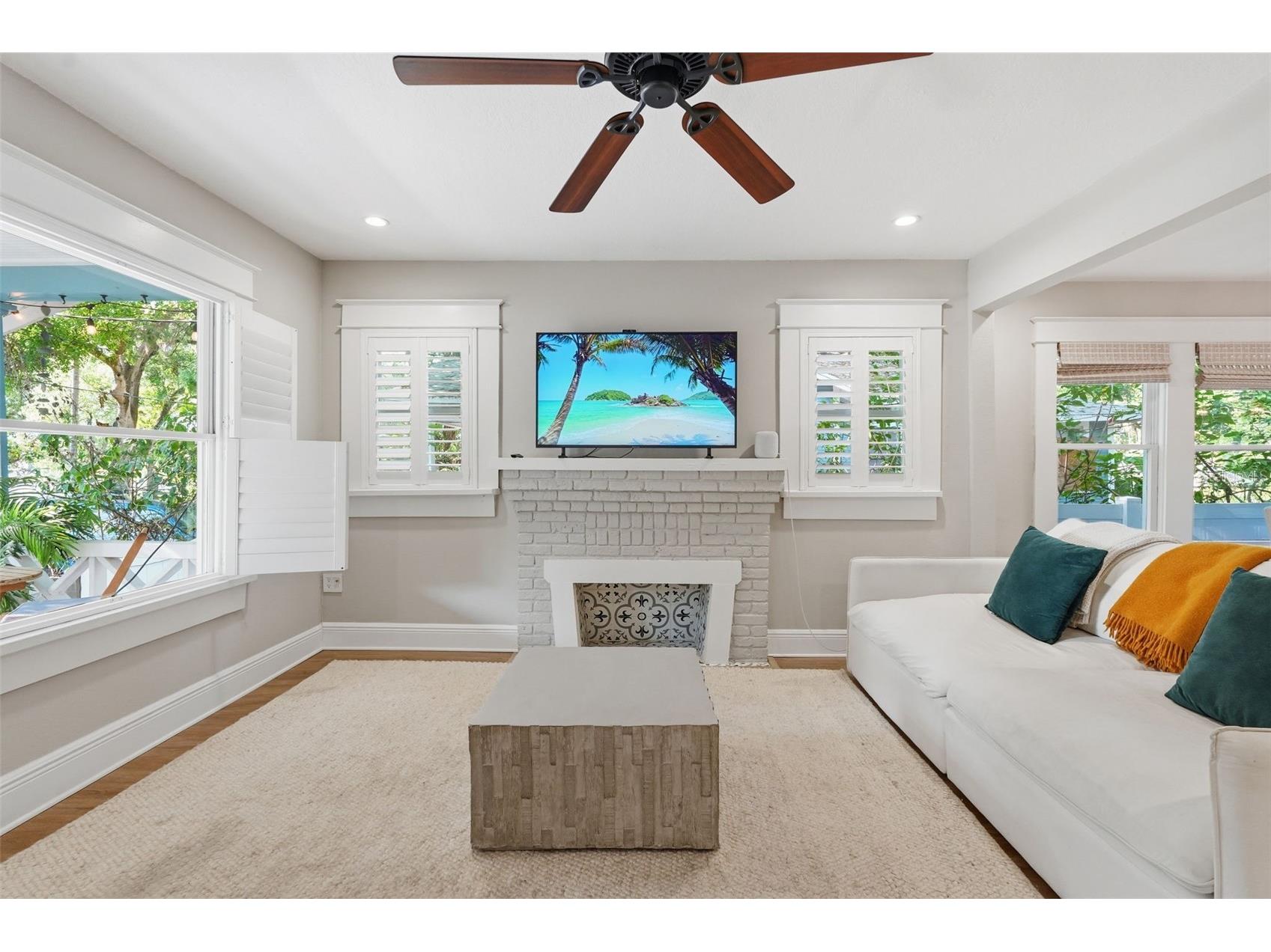 4209 N Holly Street Tampa FL 33603 TB8502505 image14