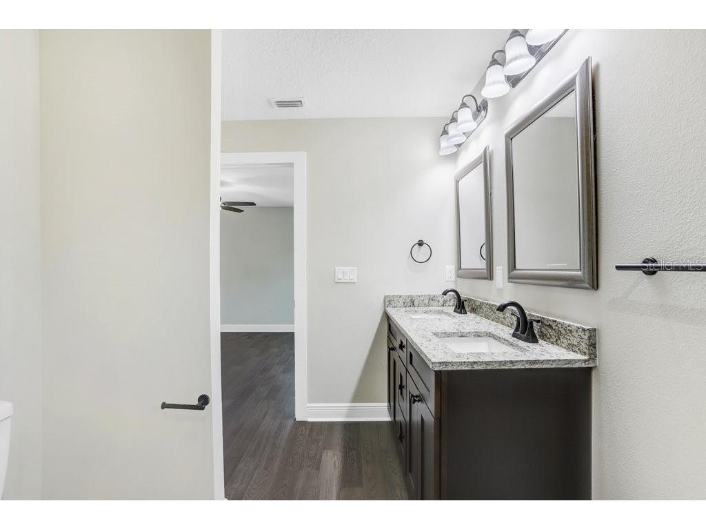 4209 W Woodlawn Avenue Tampa FL 33614 A4678958 image16