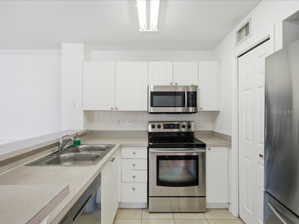 4209 Woodstorks Walk Way #1204 Lutz FL 33558 TB8457133 image17