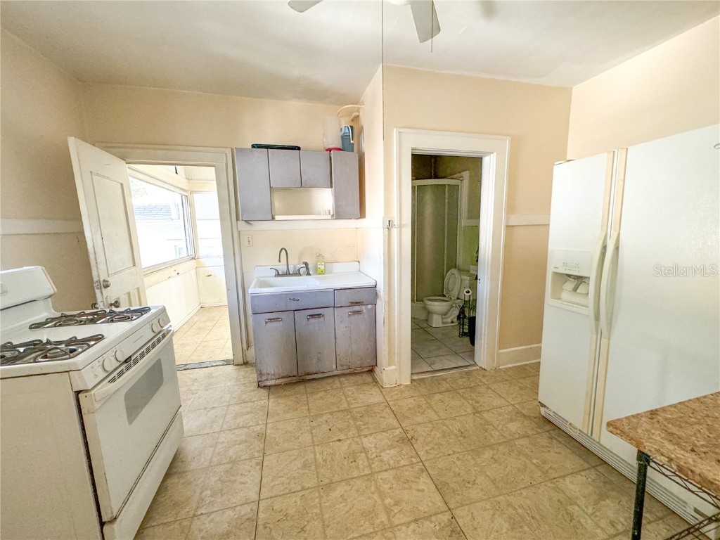 421 10th Avenue N Saint Petersburg FL 33701 U8248037 image25