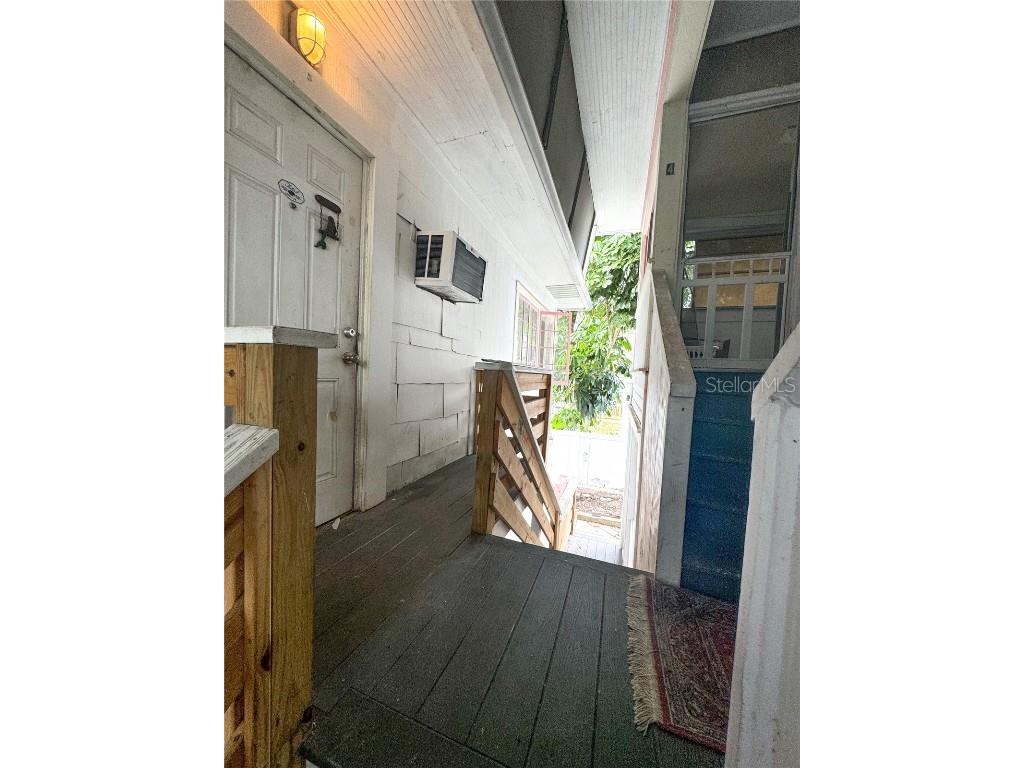 421 10th Avenue N Saint Petersburg FL 33701 U8248037 image50