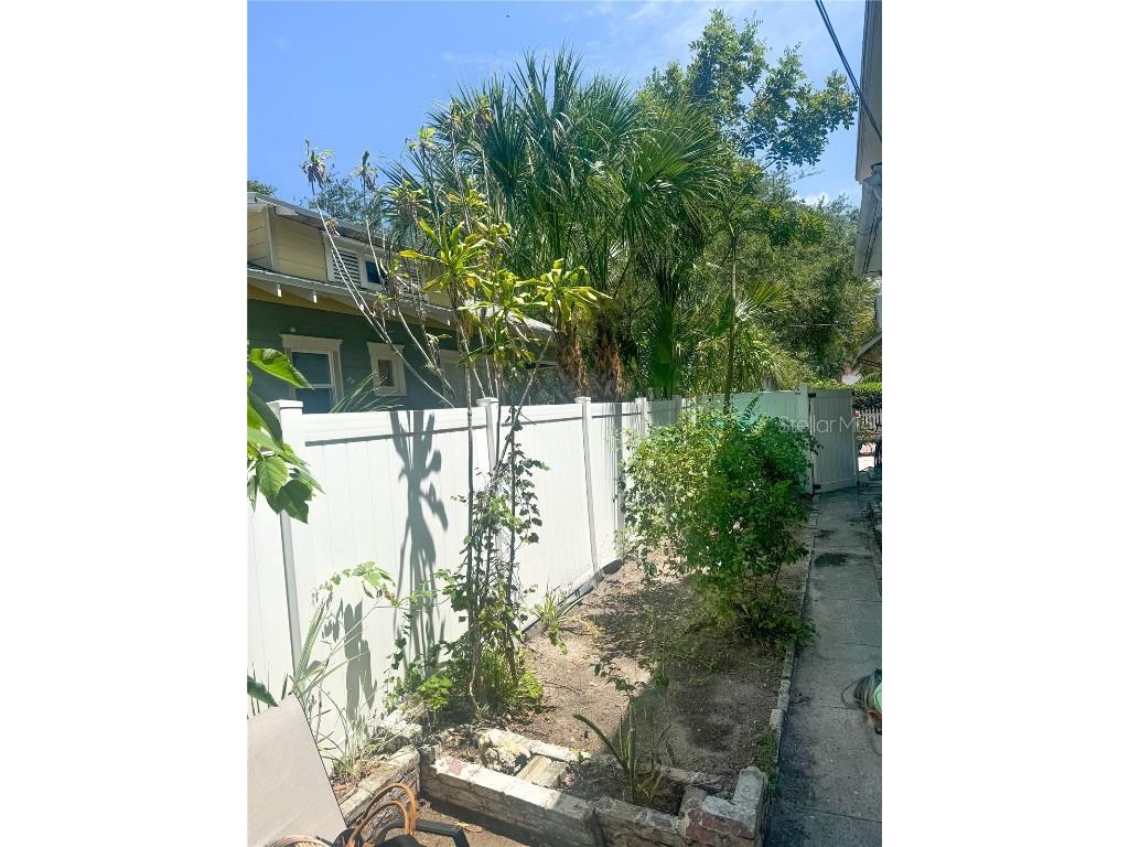 421 10th Avenue N Saint Petersburg FL 33701 U8248037 image55