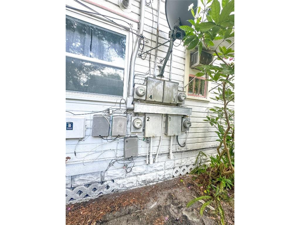 421 10th Avenue N Saint Petersburg FL 33701 U8248037 image59