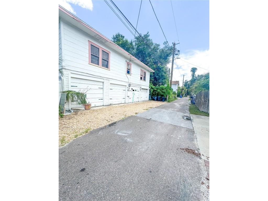 421 10th Avenue N Saint Petersburg FL 33701 U8248037 image62