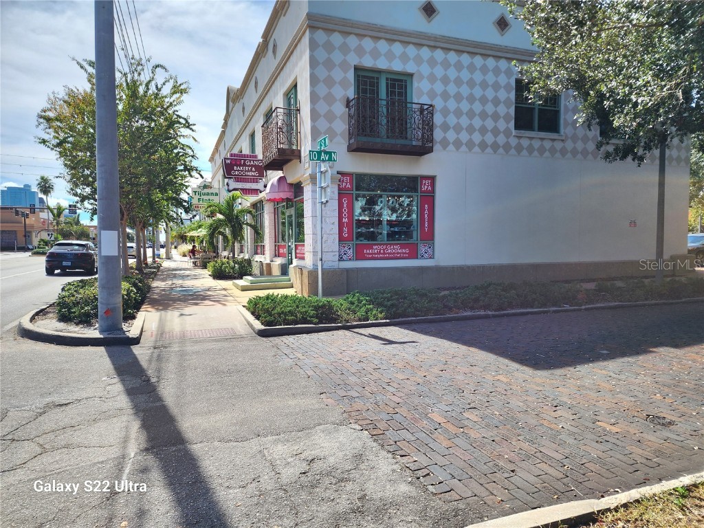 421 10th Avenue N Saint Petersburg FL 33701 U8248037 image65