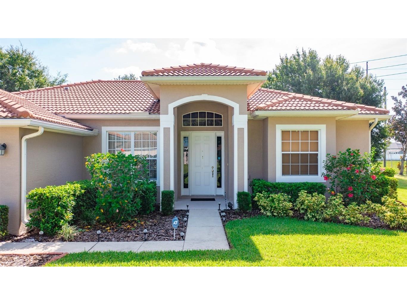421 Bay Leaf Drive Poinciana FL 34759 S5099039 image1